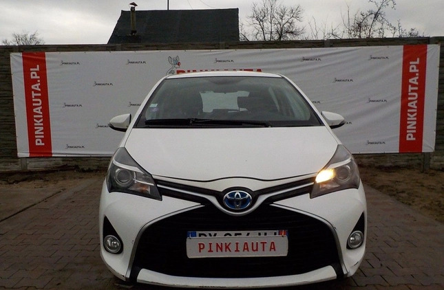 Toyota Yaris cena 26900 przebieg: 133543, rok produkcji 2016 z Pszów małe 277